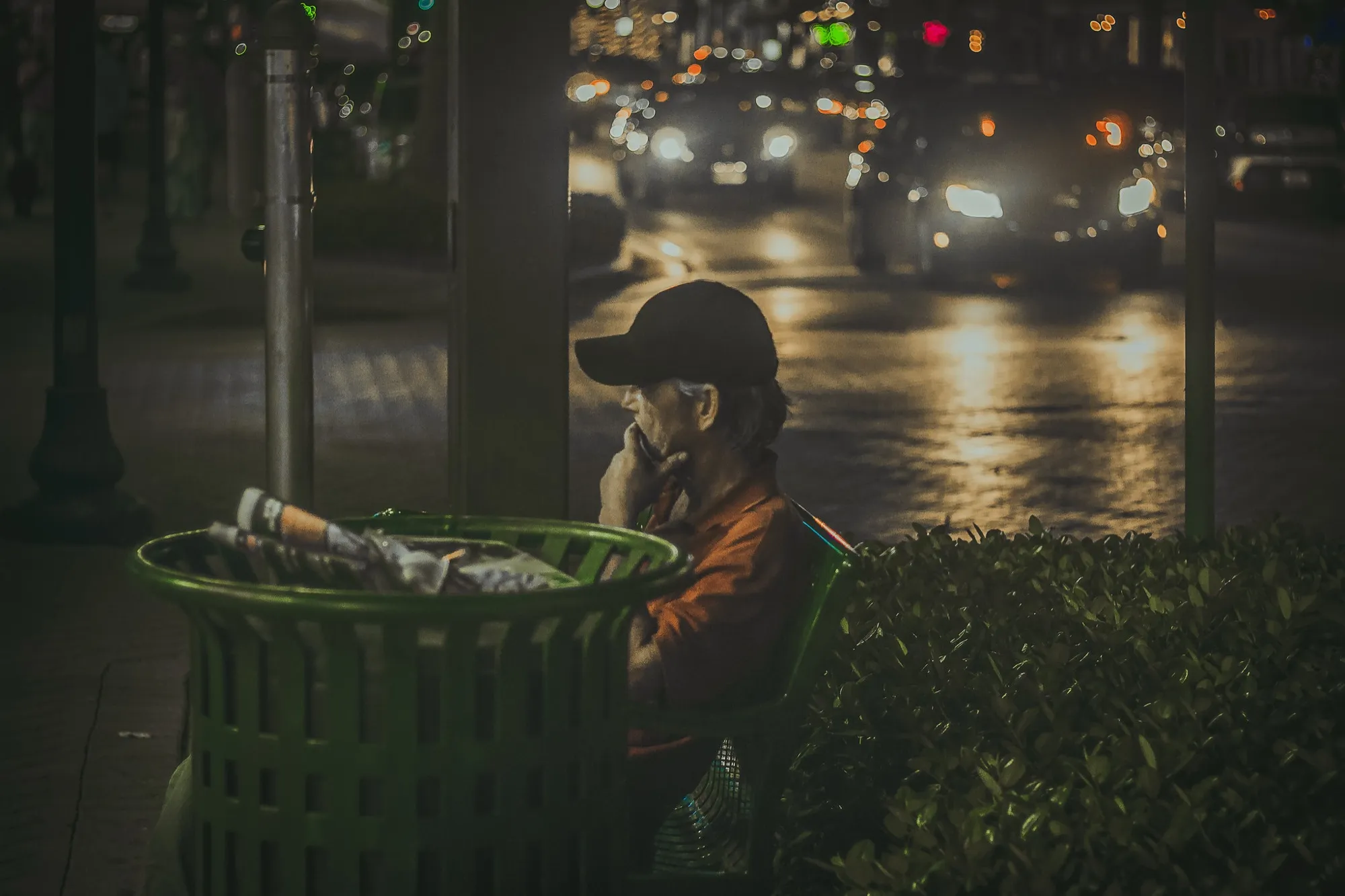 A face in the city night. Misc photography, South Florida.